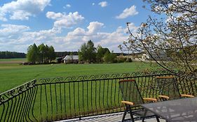 Apartament Za Lasem